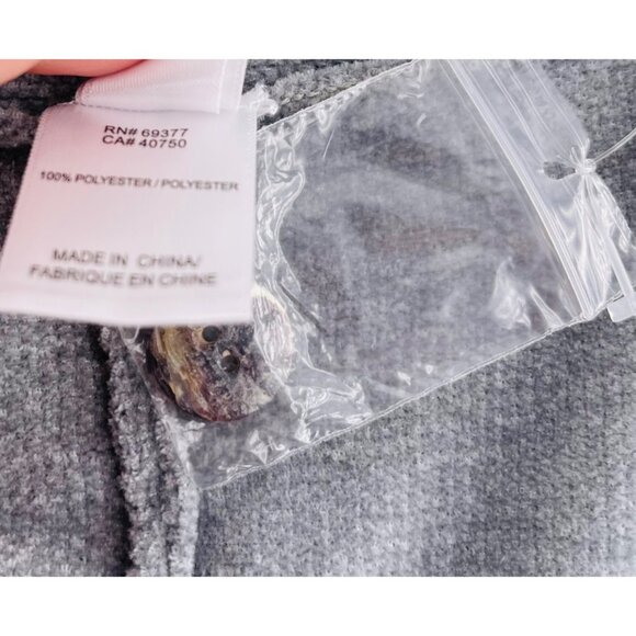 Marla Wynne Lounge Light Gray Button-Up Cardigan Sweater size Large NWOT - Picture 2 of 5